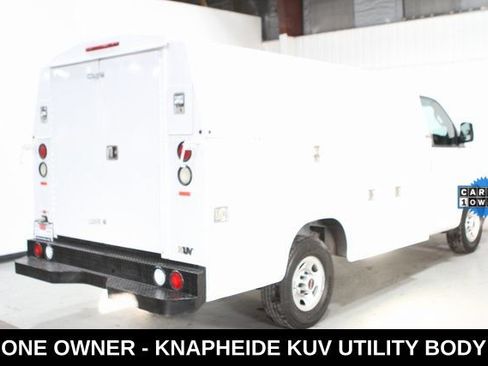 Used 2020 GMC Savana 3500 w/ Power Convenience Package RWD image 26