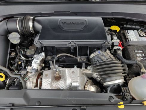 Used 2025 Jeep Compass Limited image 37