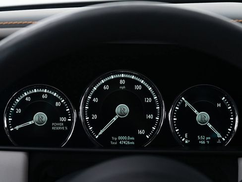 Certified 2023 Rolls-Royce Cullinan w/ Dark Exterior Package AWD/4WD image 38