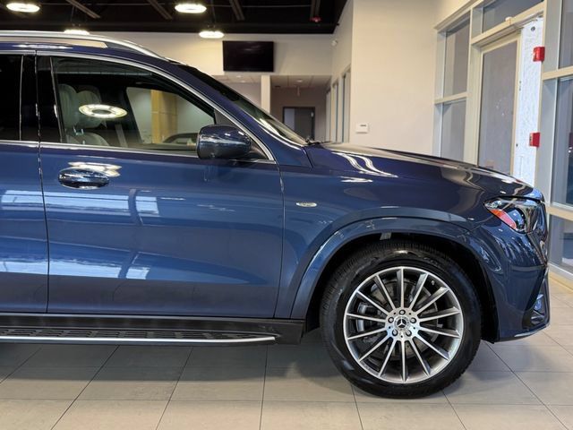 Used 2025 Mercedes-Benz GLE 450e 4MATIC w/ AMG Line Exterior image 16