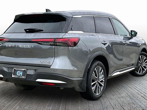Certified 2026 INFINITI QX60 Luxe w/ Cargo Package AWD/4WD image 9