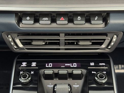 Used 2022 Porsche 911 Carrera image 29