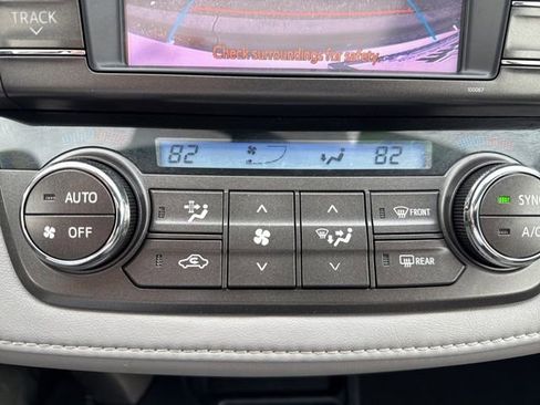 Used 2013 Toyota RAV4 XLE image 24