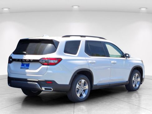 New 2026 Honda Pilot EX-L image 6