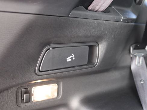 Used 2022 Mitsubishi Outlander SE AWD/4WD image 13
