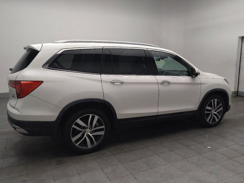 Used 2017 Honda Pilot Elite image 10