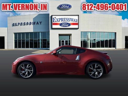 Used 2013 Nissan 370Z Touring w/ Sport Pkg RWD image 9