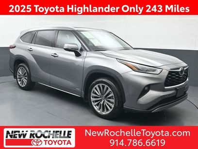 Certified 2025 Toyota Highlander XLE