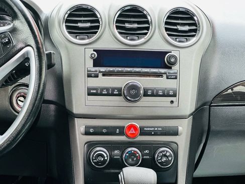 Used 2013 Chevrolet Captiva Sport LS FWD image 9