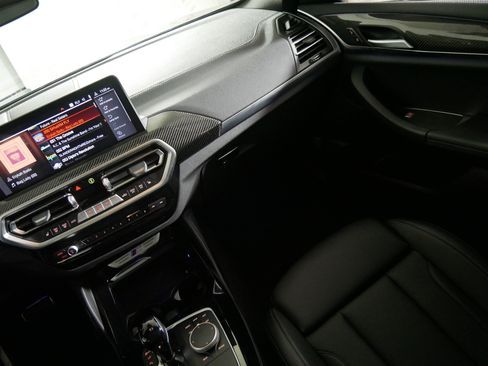 Used 2024 BMW X4 M40i AWD/4WD image 11