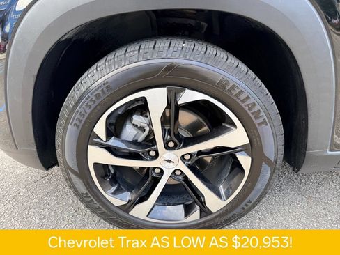 Used 2024 Chevrolet Trax RS w/ Driver Confidence Package FWD image 26