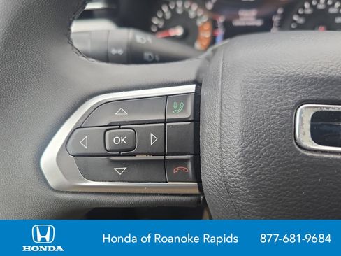 Used 2024 Jeep Compass Latitude AWD/4WD image 25