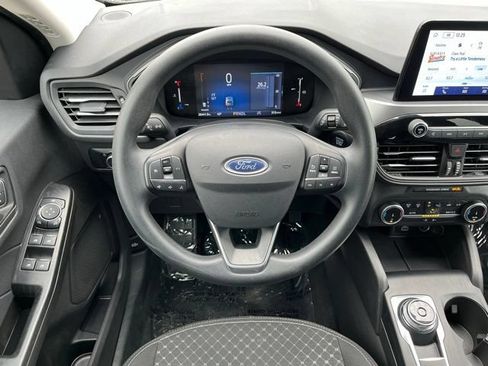 Used 2025 Ford Escape Active AWD/4WD image 11