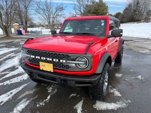 Certified 2021 Ford Bronco Badlands image 4