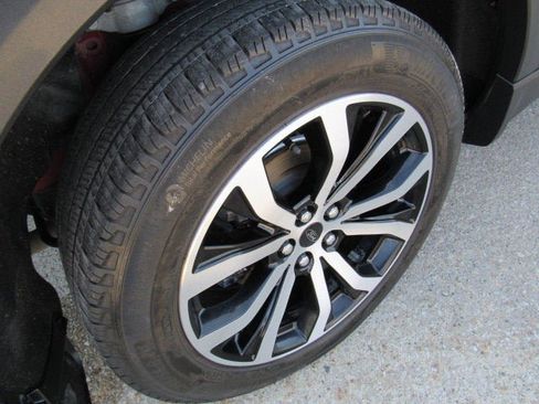 Used 2025 Ford Explorer ST-Line AWD/4WD image 42