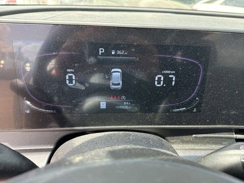 Used 2023 Kia Sportage EX image 8