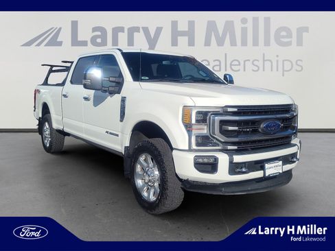 Used 2022 Ford F350 Platinum w/ FX4 Off-Road Package image 7