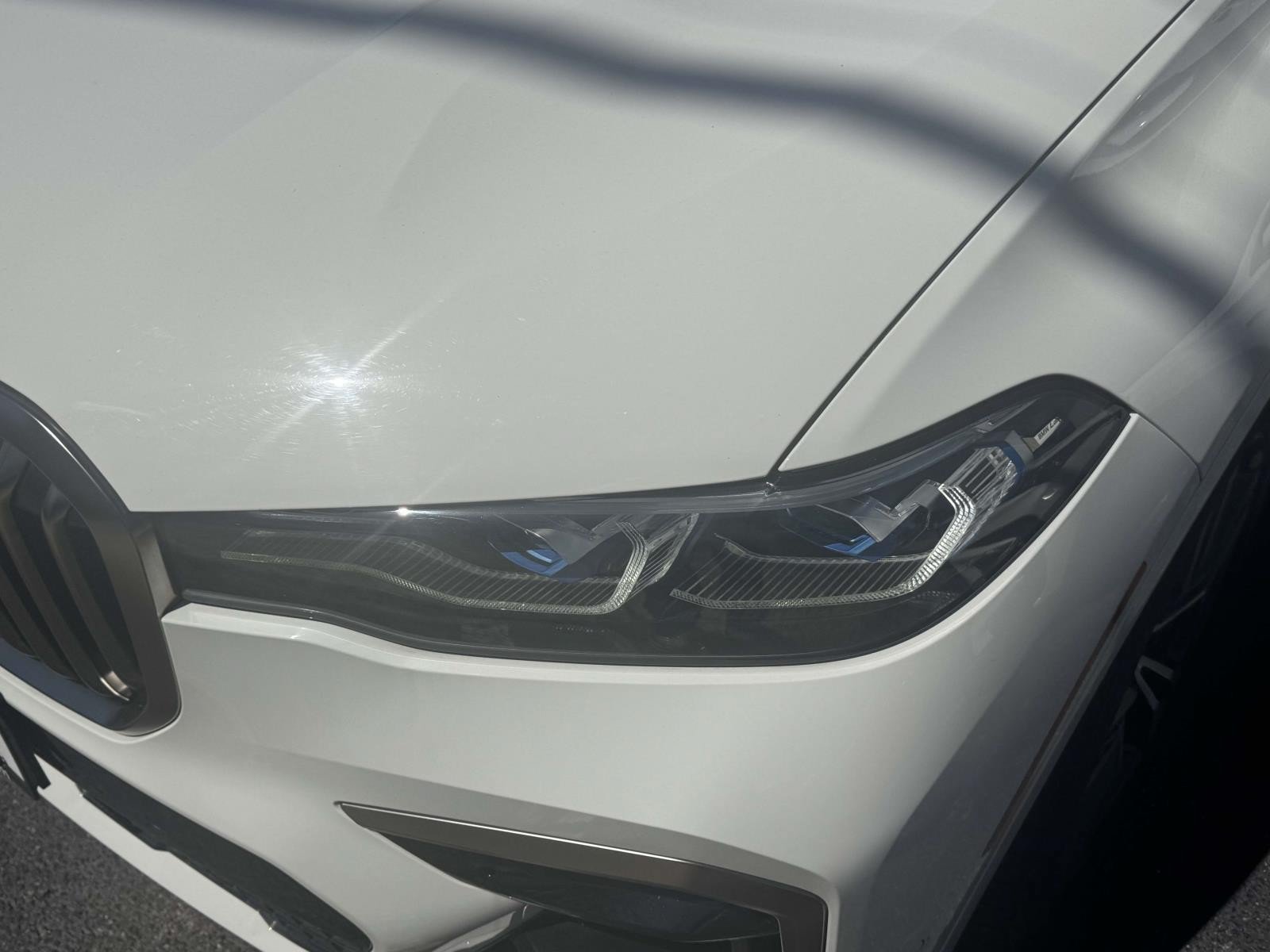 Used 2020 BMW X7 M50i AWD/4WD image 7