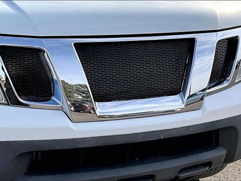 Used 2015 Nissan Frontier S w/ S Preferred Package image 25