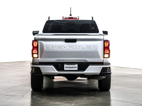 Used 2023 Chevrolet Colorado LT image 3