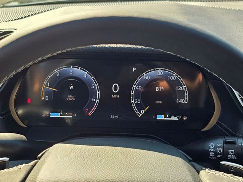 New 2025 Jeep Grand Cherokee L Altitude image 18