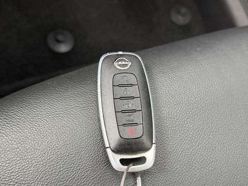 Used 2026 Nissan Rogue SL AWD/4WD image 22
