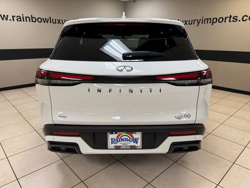 Used 2025 INFINITI QX60 Pure image 5