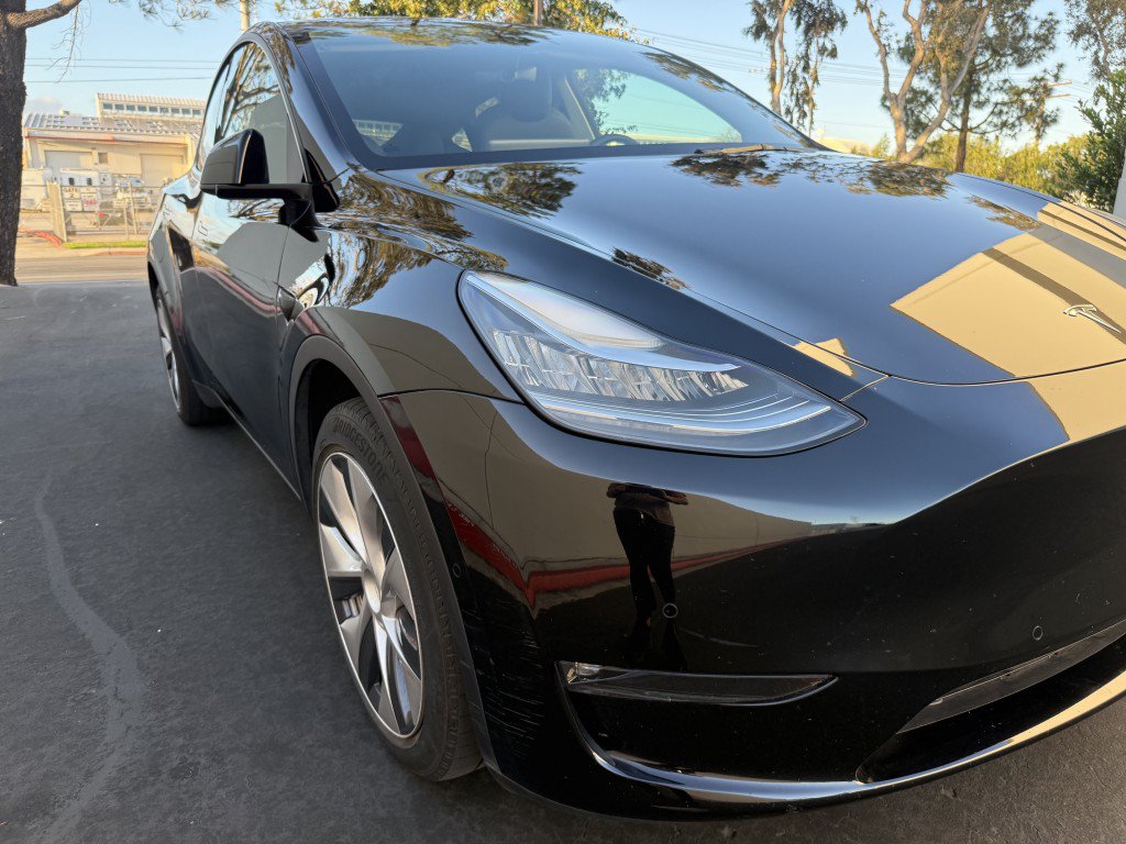 Used 2022 Tesla Model Y Long Range AWD/4WD image 7