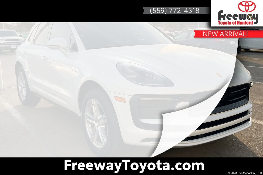 Used 2023 Porsche Macan AWD/4WD image 1