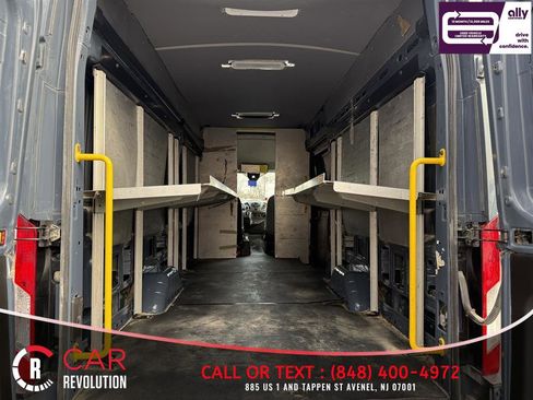 Used 2019 Ford Transit 250 148 High Roof Extended image 7