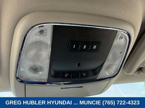 Used 2013 Jeep Grand Cherokee Laredo w/ Laredo E Group AWD/4WD image 16