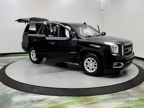 Used 2020 GMC Yukon SLE RWD image 9