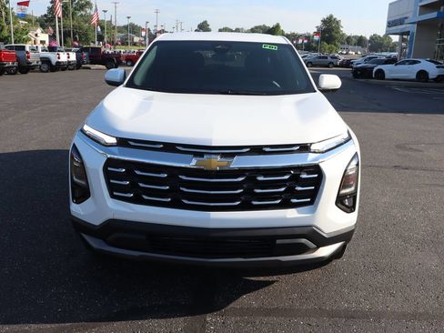 New 2027 Chevrolet Equinox LT FWD image 24