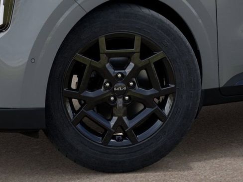 New 2025 Kia Carnival SX w/ SX Dark Edition Package image 9