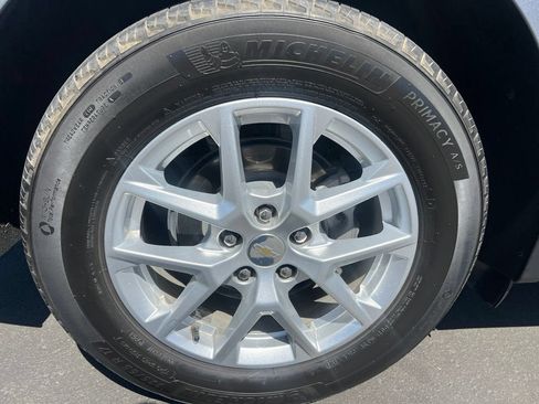 Used 2024 Chevrolet Equinox LS w/ LS Convenience Package FWD image 7