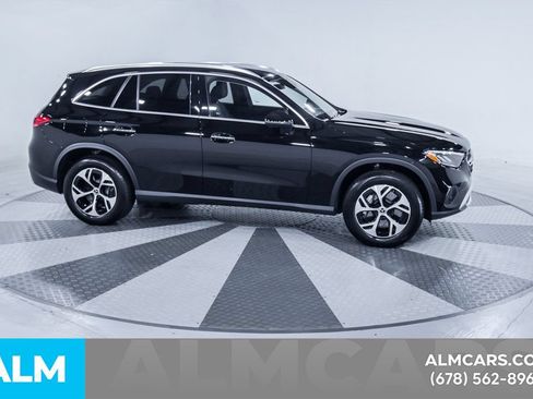 Used 2026 Mercedes-Benz GLC 350e 4MATIC image 13