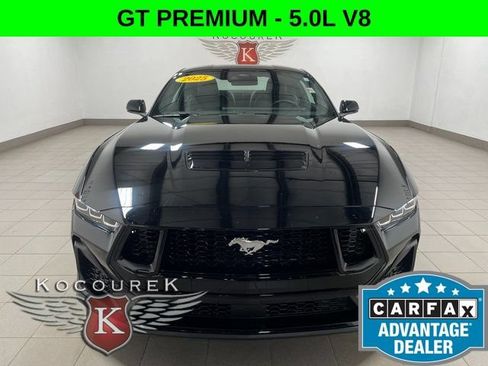 Used 2025 Ford Mustang GT Premium RWD image 2