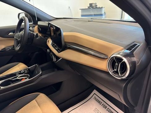 New 2026 Chevrolet Equinox ACTIV AWD/4WD image 26