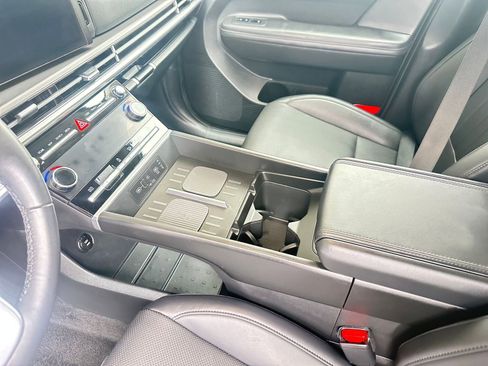 Used 2025 Hyundai Santa Fe SEL image 42