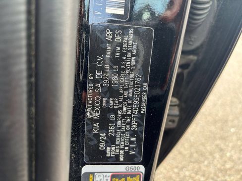 Used 2025 Kia K4 FWD image 29
