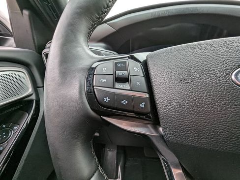 Used 2022 Ford Explorer Platinum w/ Equipment Group 601A image 27