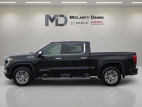 Used 2021 GMC Sierra 1500 Denali w/ Technology Package image 3