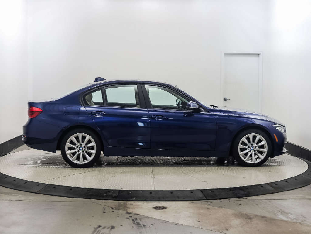 Used 2018 BMW 320i xDrive Sedan AWD/4WD image 6
