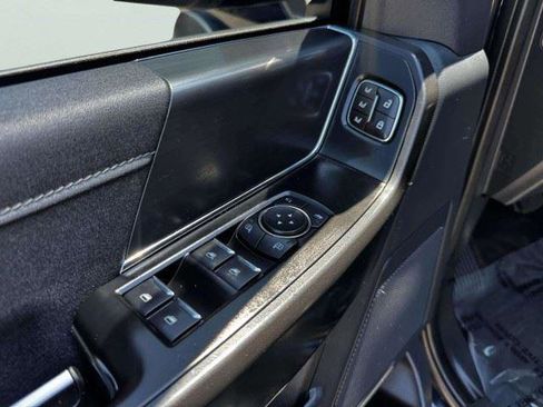 Used 2022 Ford F150 Raptor AWD/4WD image 18