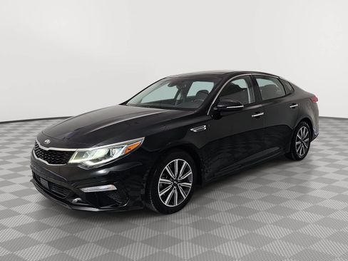 Used 2019 Kia Optima EX w/ EX Premium Package FWD image 4