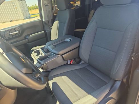 Used 2023 Chevrolet Silverado 1500 Custom AWD/4WD image 16