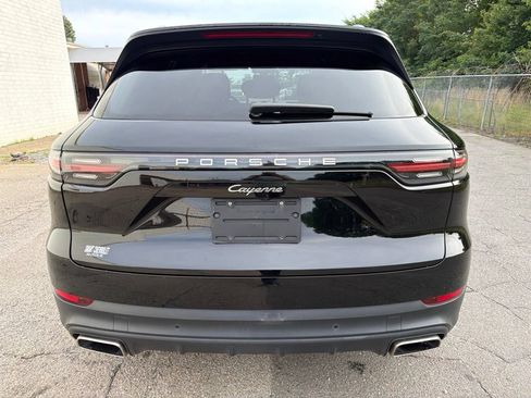 Used 2019 Porsche Cayenne AWD/4WD image 3