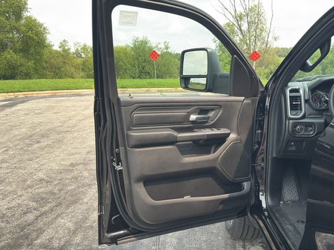 New 2026 RAM 1500 Express AWD/4WD image 10