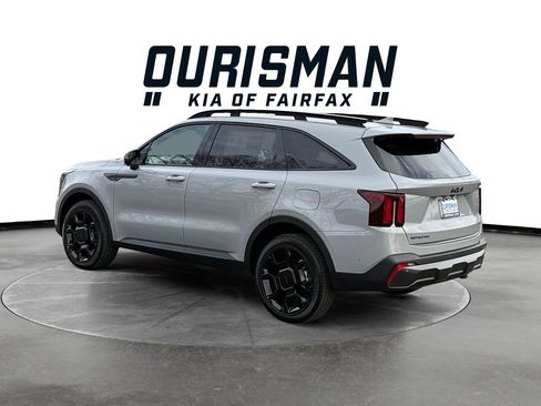 Certified 2025 Kia Sorento SX Prestige w/ Sage Leather Package image 4