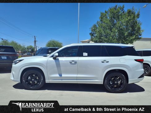 New 2026 Lexus TX 350 AWD image 2